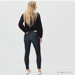 Everlane jeans skinny.  28 Ankle, deep Indigo Like new